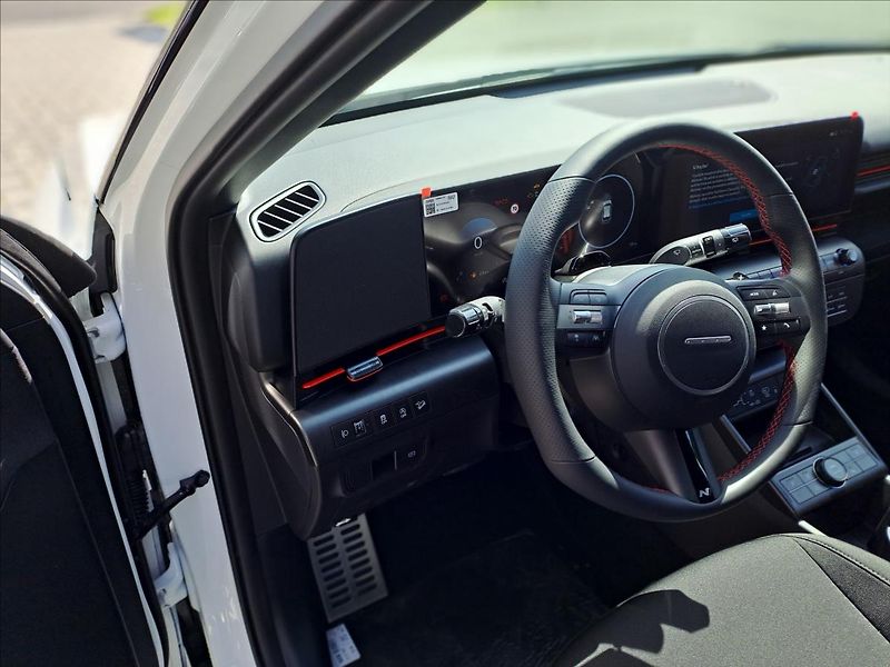 Hyundai Kona (2026) 1,6   1,6 T-GDI 2WD DCT NLINE - fotka 9 z 12
