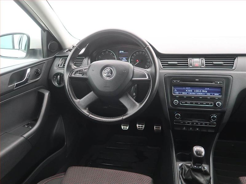 Škoda Rapid (2013) Ambition 1.2 TSI - fotka 7 z 14