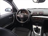 BMW Řada 1 (2008) 116i - náhled 7