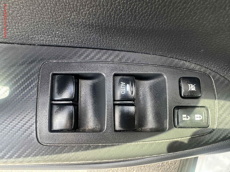 Mitsubishi Eclipse Cross (2019) 1.5 T-MIVEC, AC, tempo - fotka 11 z 15