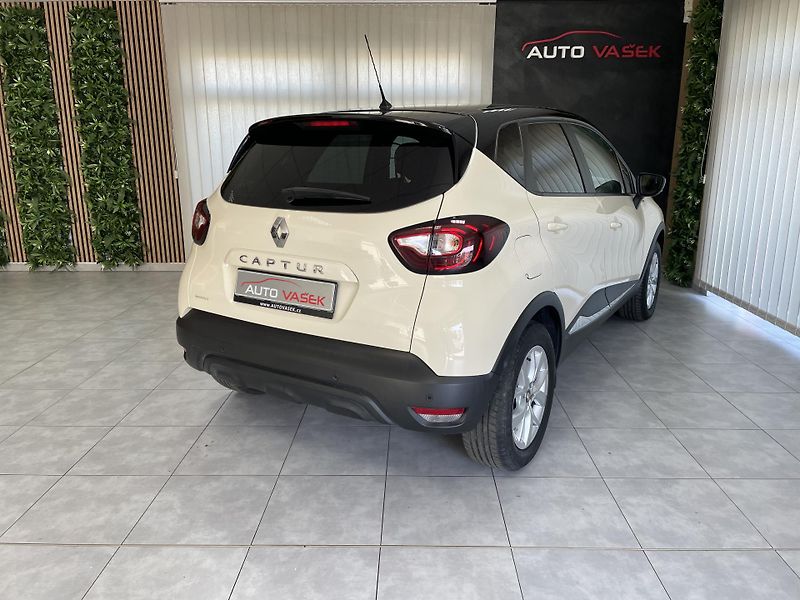 Renault Captur 0.9 TCe ČR 1.MAJ  REZERVACE  - fotka 11 z 30