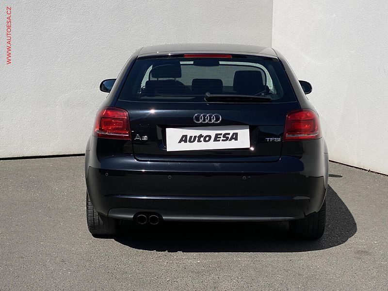Audi A3 (2011) 1.4 TFSi, AC, tempo, park - fotka 5 z 16