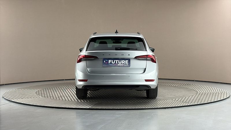 Škoda Octavia 2.0 TDI Ambition Combi - fotka 5 z 24