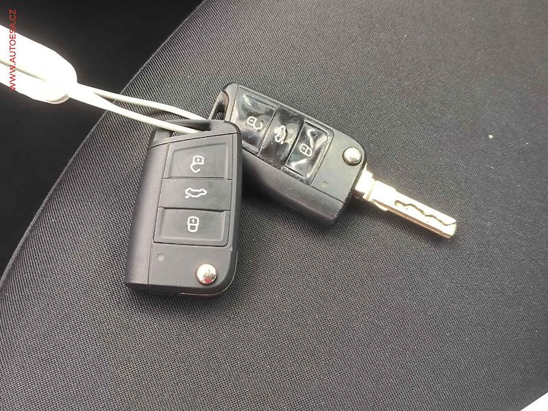 Škoda Octavia (2016) 2.0 TDi, Joy, STK7/28 - fotka 23 z 23