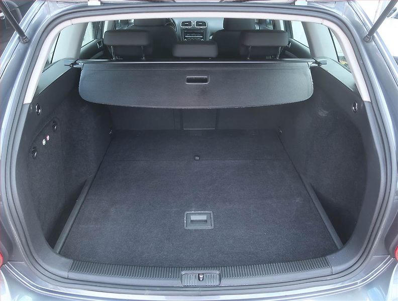 Volkswagen Golf (2012) Highline 1.6 TDI, Automat - fotka 14 z 16