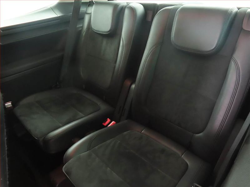 Volkswagen Sharan (2011) Highline 2.0 TDI, 4X4, 7 míst - fotka 16 z 18