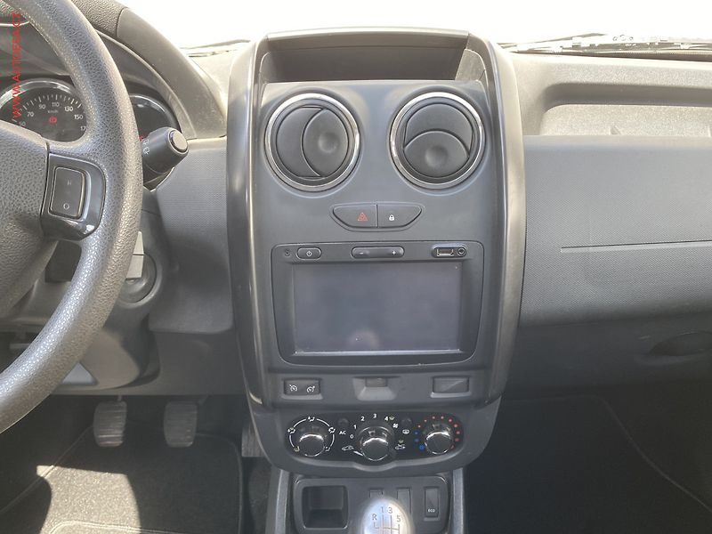 Dacia Duster (2014) 1.5dCi, Klima - fotka 12 z 15
