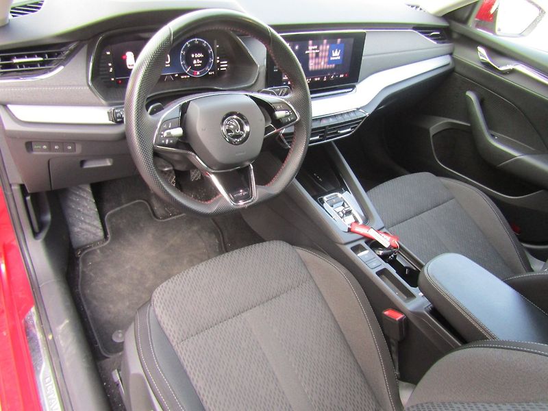 Škoda Octavia (2022) 2.0 TDI 110kW DSG SPORT Line - fotka 13 z 43