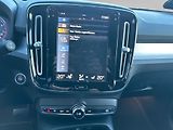 Volvo XC40 T2 Plus Dark LED H/K Taž Kam - náhled 14