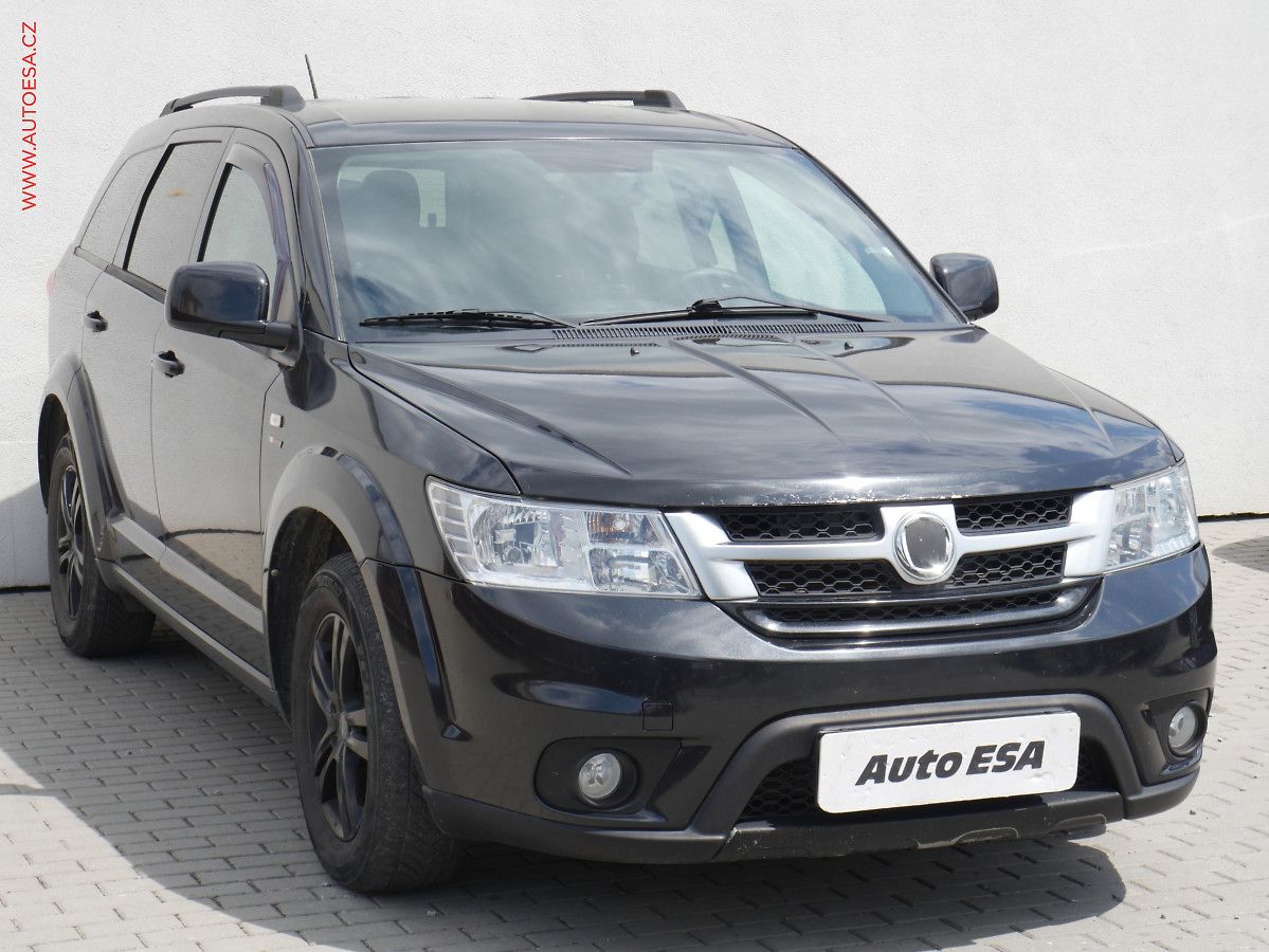 Fiat Freemont 2.0JTD 4x4, 7míst, AT, park