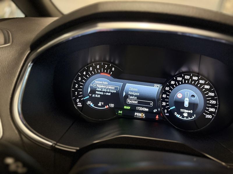 Ford S-MAX (2022) 2.5 HEV,ST-LINE,7REZERVOVÁNO - fotka 31 z 44