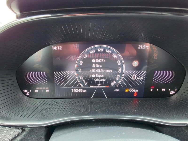 Škoda Fabia (2025) 1,0TSI 70KW SELECTION - fotka 7 z 30