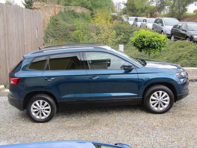 Škoda Karoq (2019) 1.0 TSI 81kW KAMERA - fotka 9 z 41