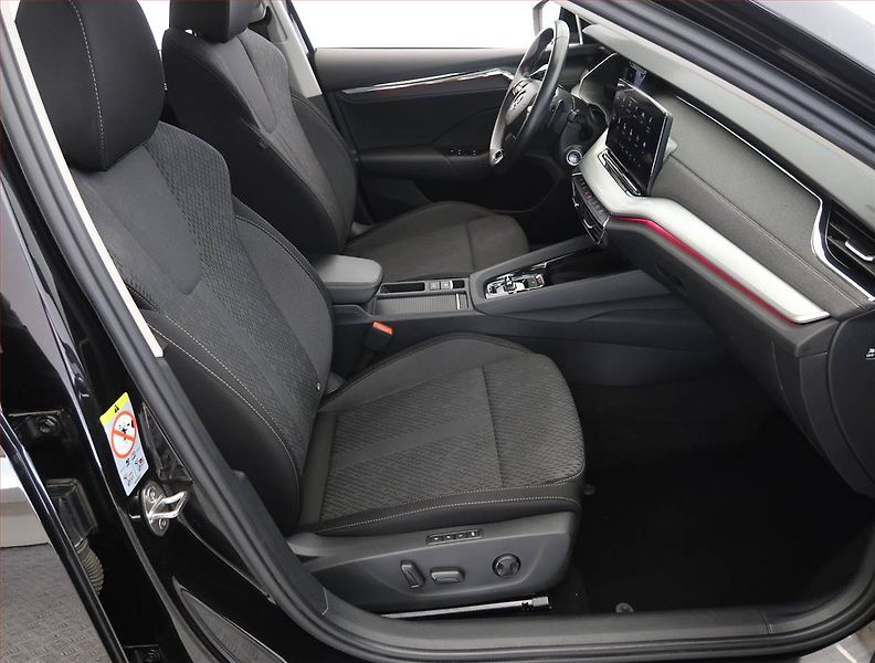 Škoda Octavia (2023) Ambition 2.0 TDI, Automat - fotka 9 z 31