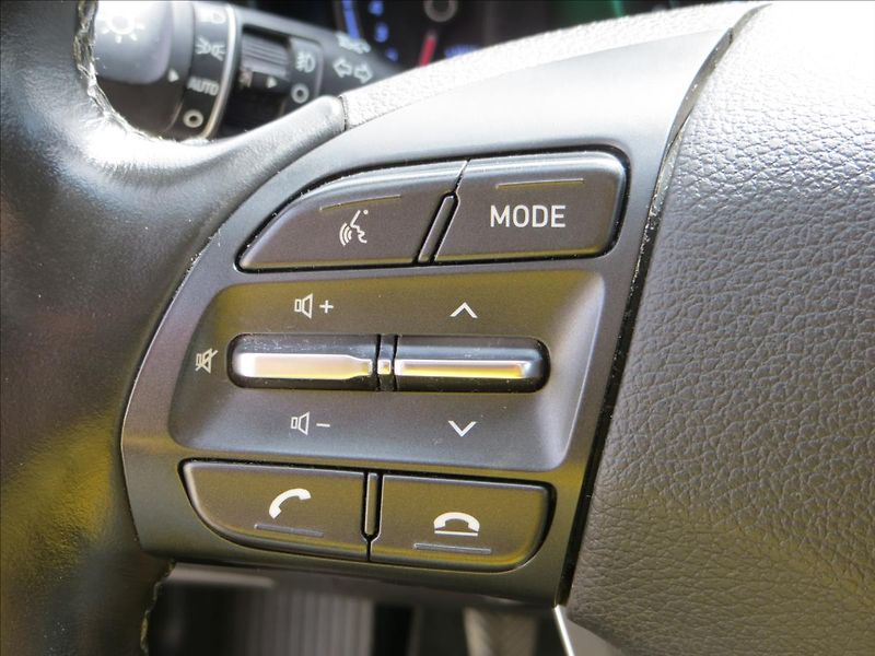 Hyundai i30 1,5 T-GDI M-Hev Style kombi - fotka 25 z 30