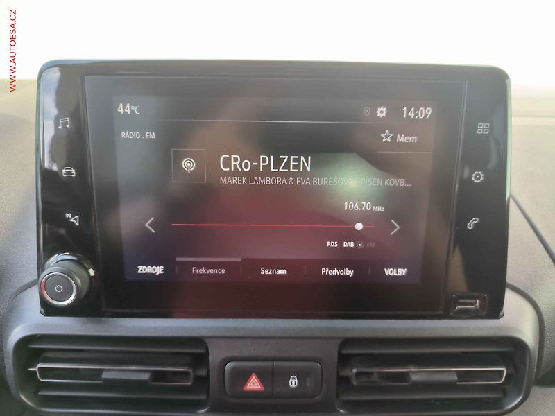 Opel Combo (2022) 1.5 CDTi, 2.maj,ČR, Elegance - fotka 11 z 19