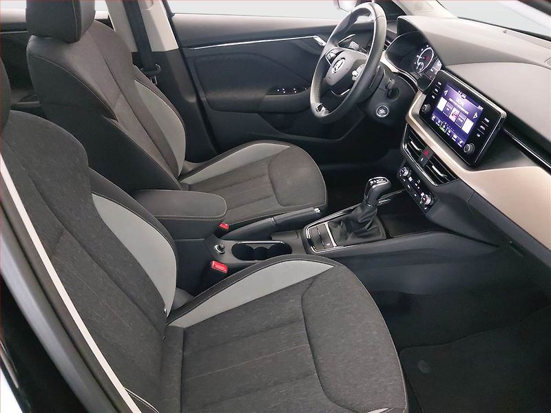 Škoda Kamiq (2023) Style Plus 1.0 TSI, Automat - fotka 9 z 17