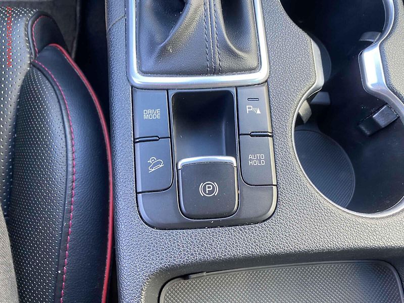 Kia Sportage (2019) 1.6 CRDi, GT-line, AT - fotka 13 z 16