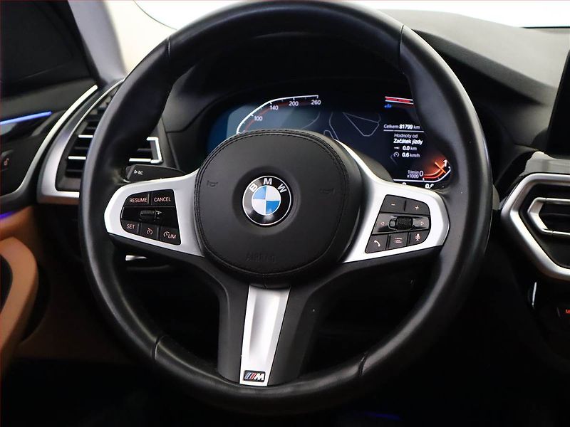 BMW X3 (2023) xDrive20d - fotka 14 z 19