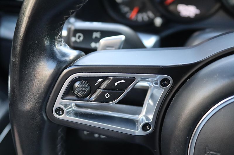 Porsche 911 991.2 CARRERA S 3.0 PDK 309kW  - fotka 30 z 50