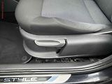 Volkswagen Polo (2011) 1.2 HTP, Style, +kola - náhled 14