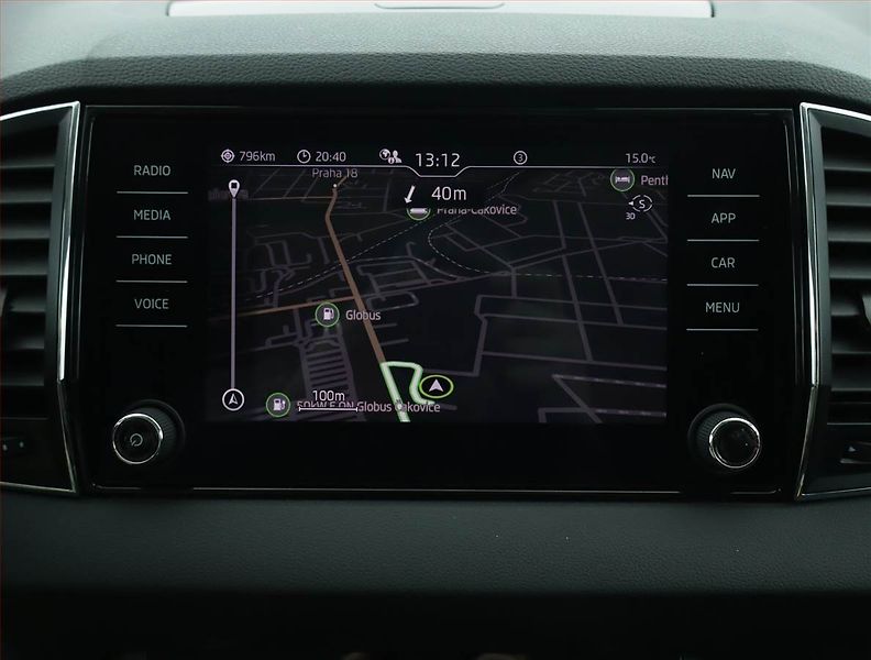Škoda Karoq (2022) Style 1.5 TSI - fotka 16 z 17