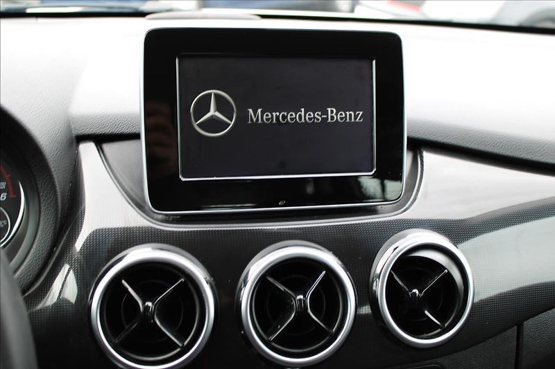 Mercedes-Benz Třídy B 180d NAVI, serviska,MANUAL - fotka 18 z 36