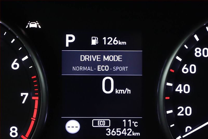 Hyundai i30 (2024) Family Smart 1.0 T-GDI - fotka 13 z 21