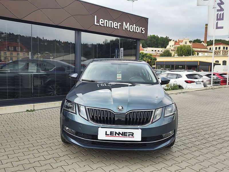 Škoda Octavia 2.0 TSI/140kW Style DSG - fotka 2 z 32