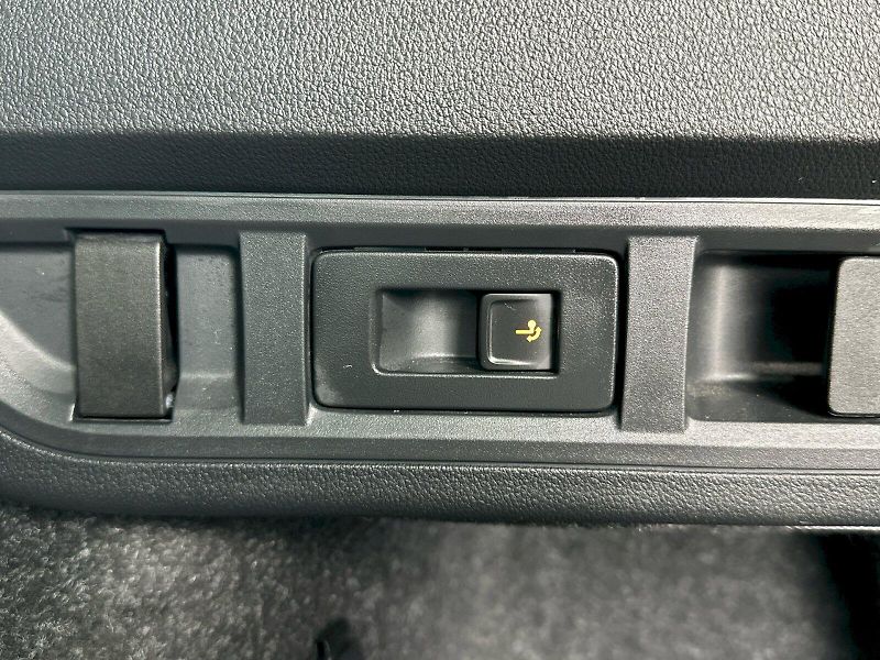 Škoda Octavia (2025) Combi DSG 2.0TDI 110kW Exclusi - fotka 35 z 37