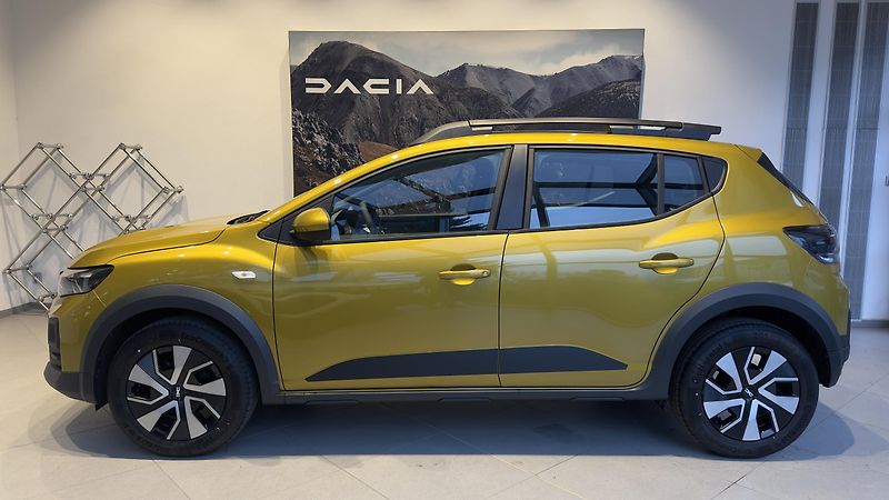 Dacia Sandero (2026) Stepway Expression TCe 110 - fotka 2 z 22