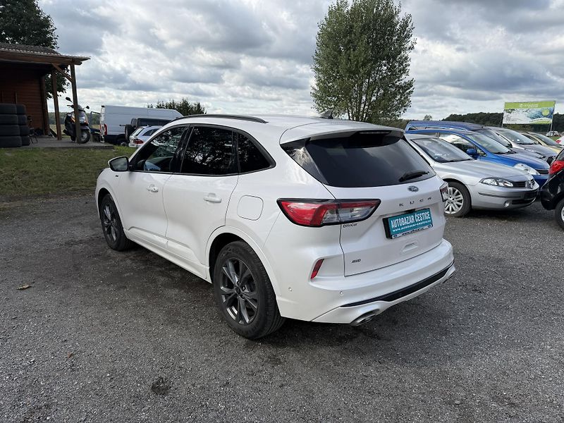 Ford Kuga 2.0TDCi ST-LINE  -  140kw - fotka 8 z 25