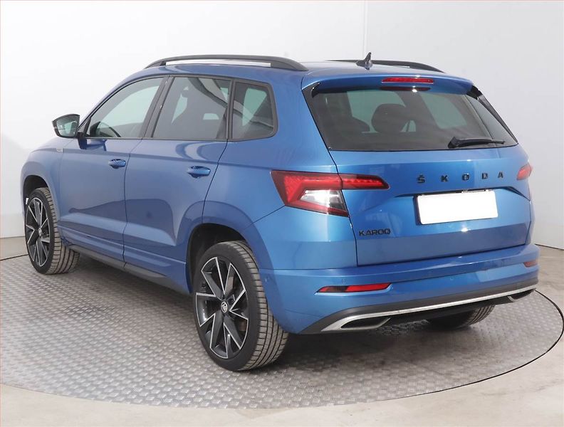 Škoda Karoq (2022) Sportline 1.5 TSI - fotka 4 z 18