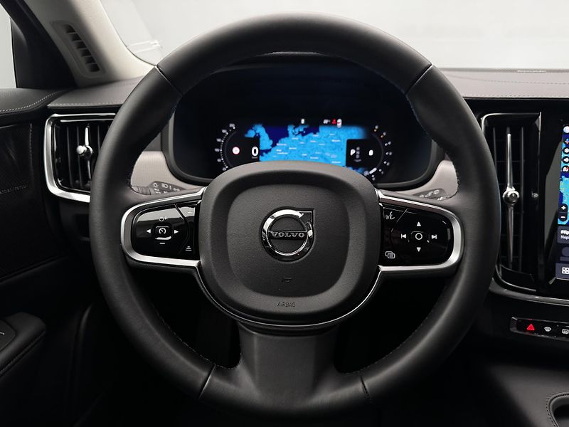 Volvo V90 CC B4 AWD PLUS CZ REZERVACE - fotka 3 z 51