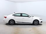 Škoda Octavia (2023) 1.5 TSI e-tec - náhled 6