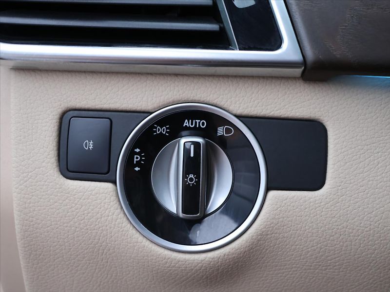 Mercedes-Benz GLS 3,0 350d 190kW 4Matic AMG DPH - fotka 20 z 45