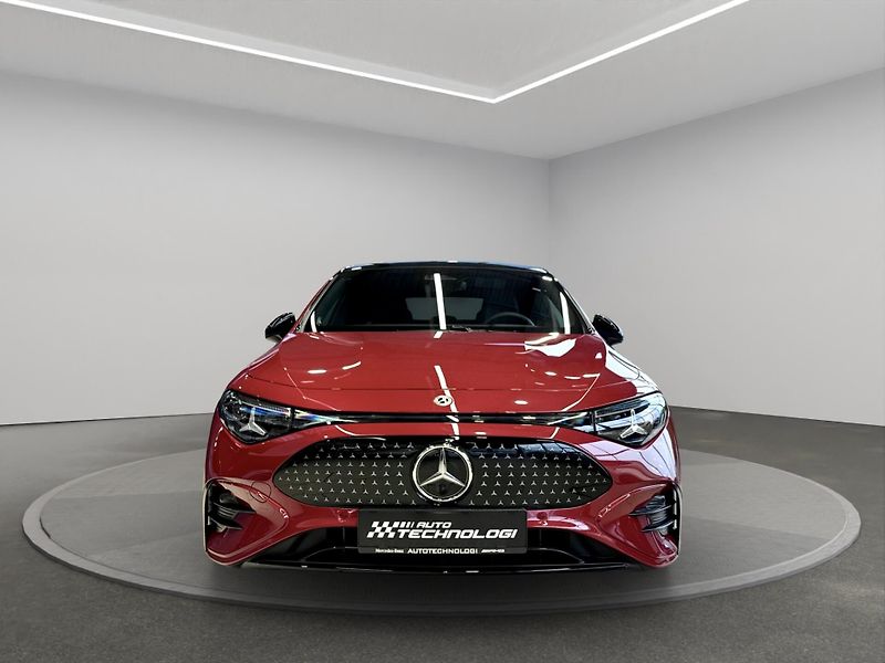 Mercedes-Benz CLA (2025) 350 4MATIC kupé - fotka 2 z 22
