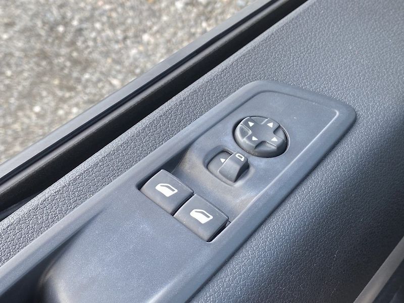 Toyota ProAce Verso 2.0D, ČR, Shuttle L1, tažné - fotka 23 z 28