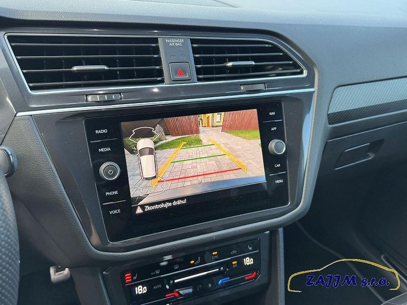 Volkswagen Tiguan Allspace R-line 2.0TDI 147kw 4x4 DSG - fotka 19 z 51