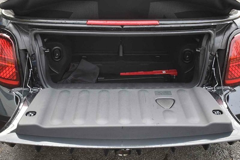 Mini Cabrio JWC v testu