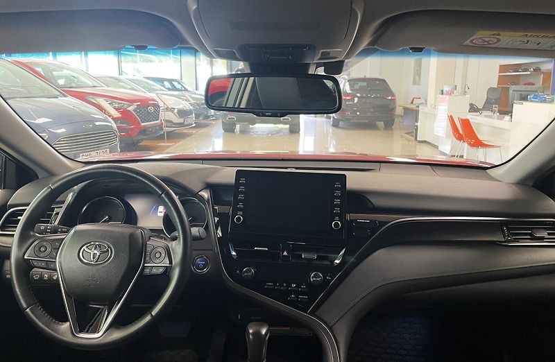 Toyota Camry 2.5 HEV, EXECUTIVE, ČR - fotka 13 z 28