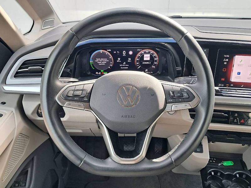 Volkswagen Multivan (2025) LONG Life 1.5 TSi P-HEV 130-18 - fotka 6 z 31
