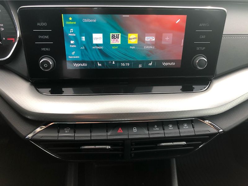 Škoda Octavia 2.0 TDI Ambition - fotka 20 z 28