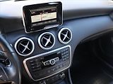 Mercedes-Benz Třídy A 2,1 200CDI 100kW Aut. Kůže - náhled 22