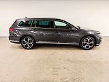 Volkswagen Passat (2021) Variant 2.0 TDI 147 kW DSG Ele - náhled 25