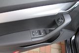 Škoda Octavia 1.6 TDI AUT. KLIMA NAVI XENON - náhled 21