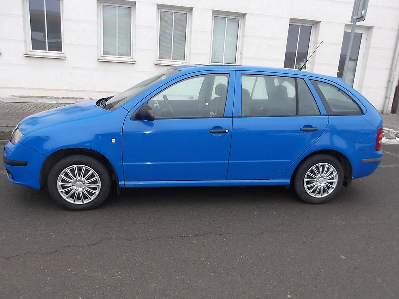 Škoda Fabia 1,2i 2xKOLA Nové v ČR!STK03/28 - fotka 2 z 28