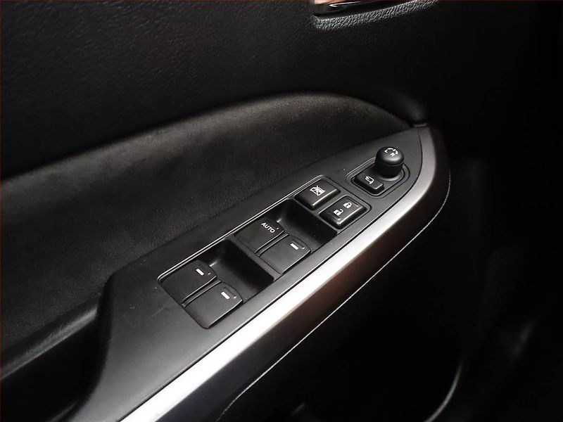 Suzuki Vitara (2020) 1.4 BoosterJet - fotka 15 z 15