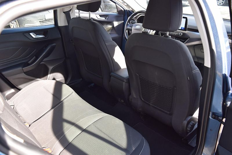 Ford Focus (2019) 2.0TDCI 110kw EcoBlue TAŽN LED - fotka 42 z 49