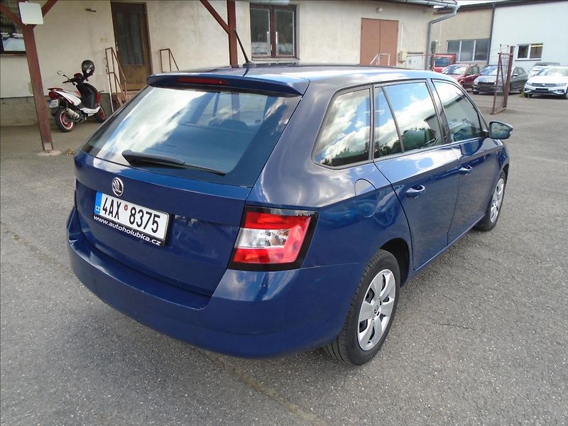 Škoda Fabia 1,0 - fotka 4 z 25